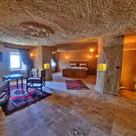 Muskara Cave Szálloda 4*