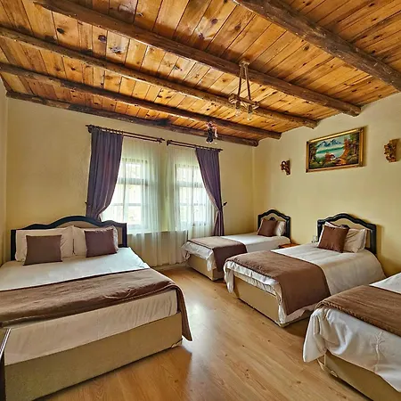 Szálloda Muskara Cave 4*