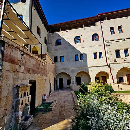 Muskara Cave Szálloda 4*